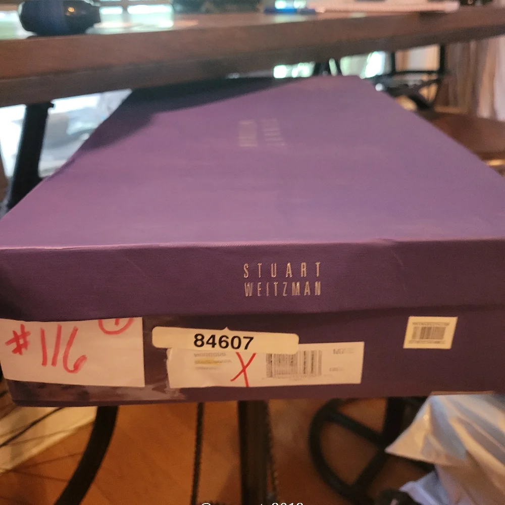 Stuart Weitzman stuart weitzman